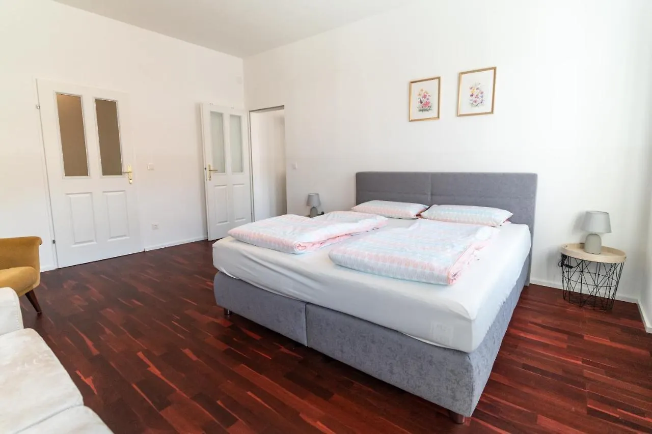 Comfortable Apartments Vienna 1100 With Contactless Check-In
